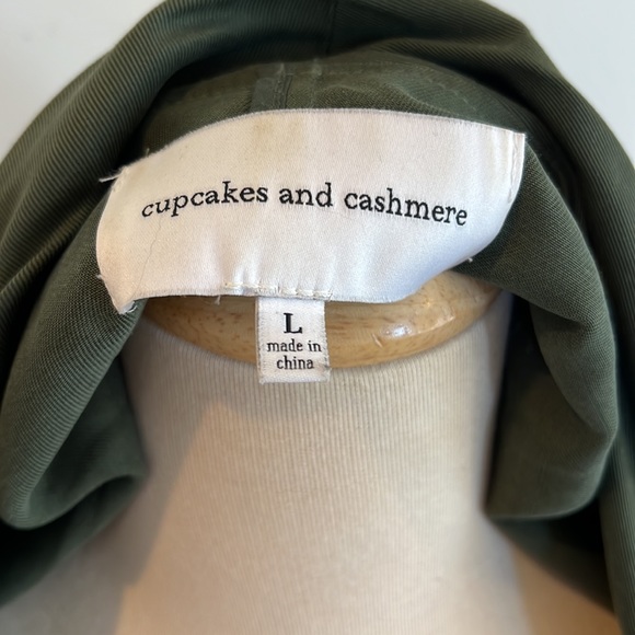 Cupcakes and Cashmere Camo green Duster vest Size L - Picture 6 of 8